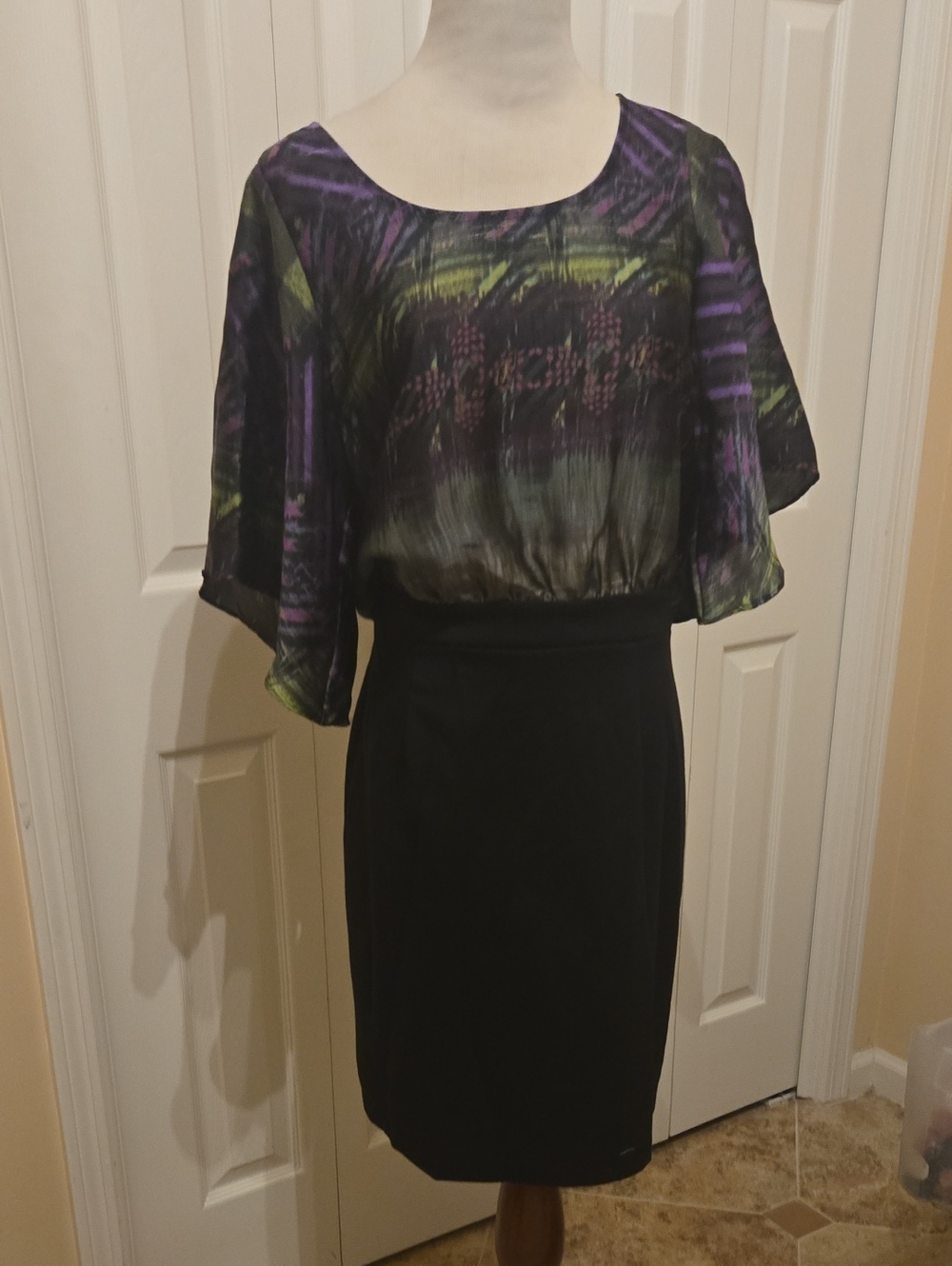NWT Collective Concepts Black Pencil Skirt with Multicolor Overlay Sz M/L